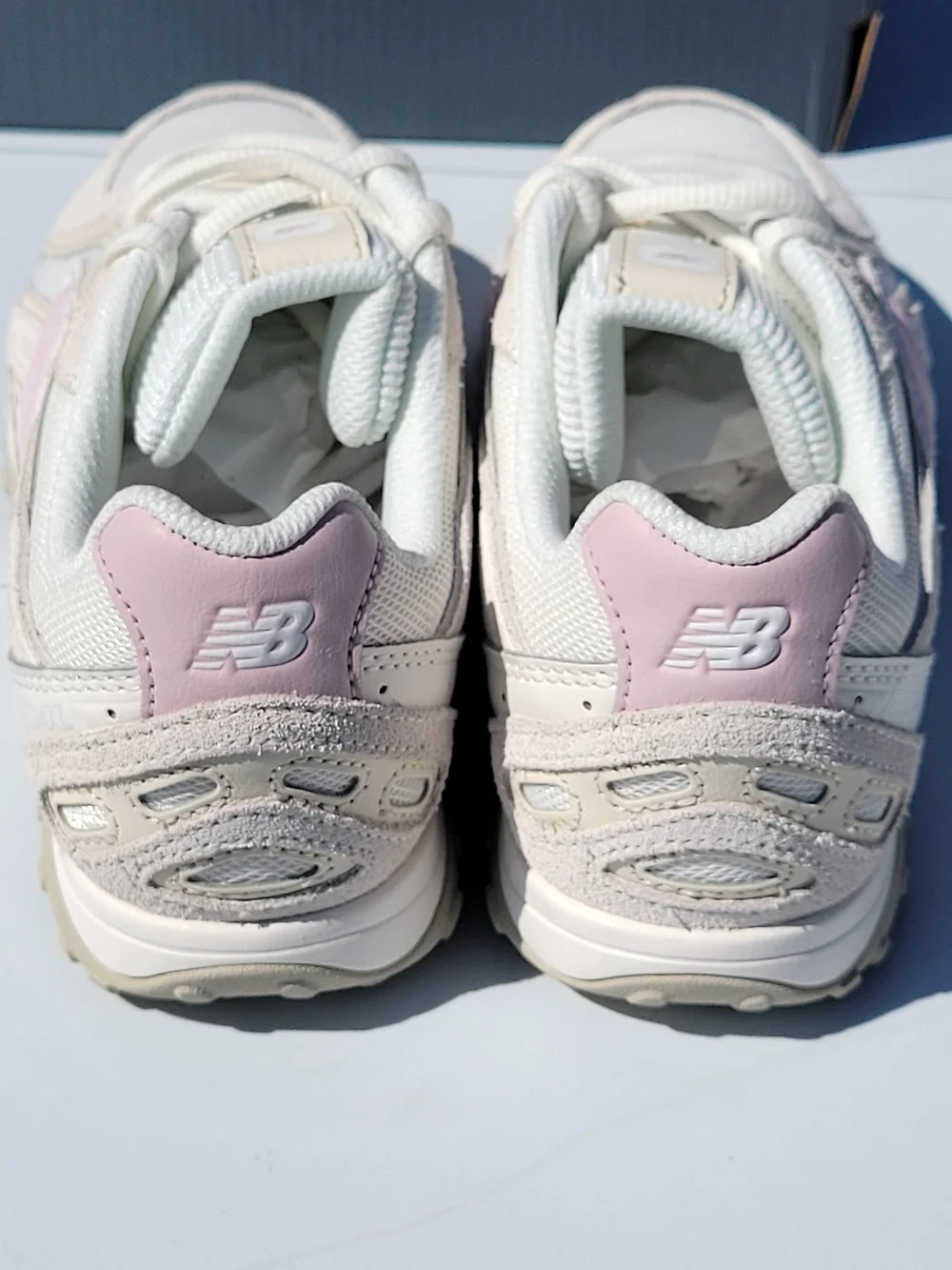 YOUTH/WOMENS 5.5Y/7W NEW BALANCE 204L ATHLETIC/ RUNNING SHOE– WHITE/PINK – NIB - Picture 7 of 7
